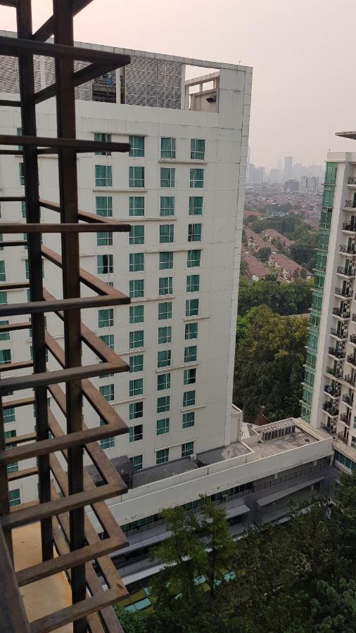 Woodland Park Kalibata Residence By Sang Living Джакарта Экстерьер фото